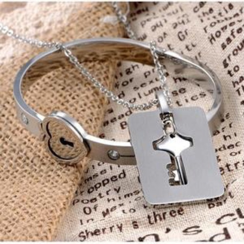 Heart Lock Bracelet & Key Necklace Set